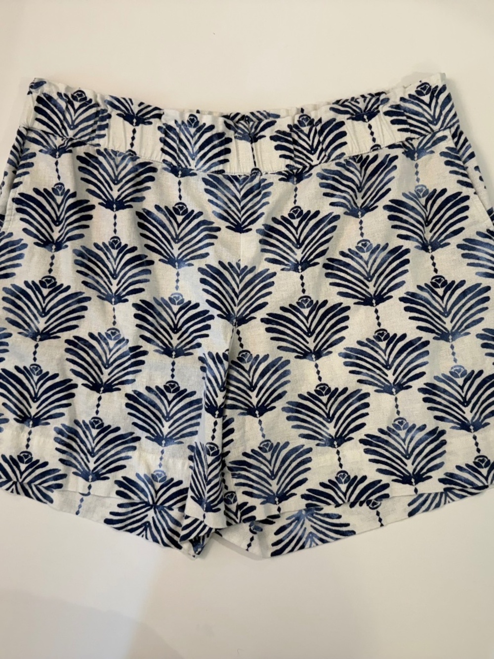 J. Jill Patterned Linen Blend Pull-on Shorts, size LP